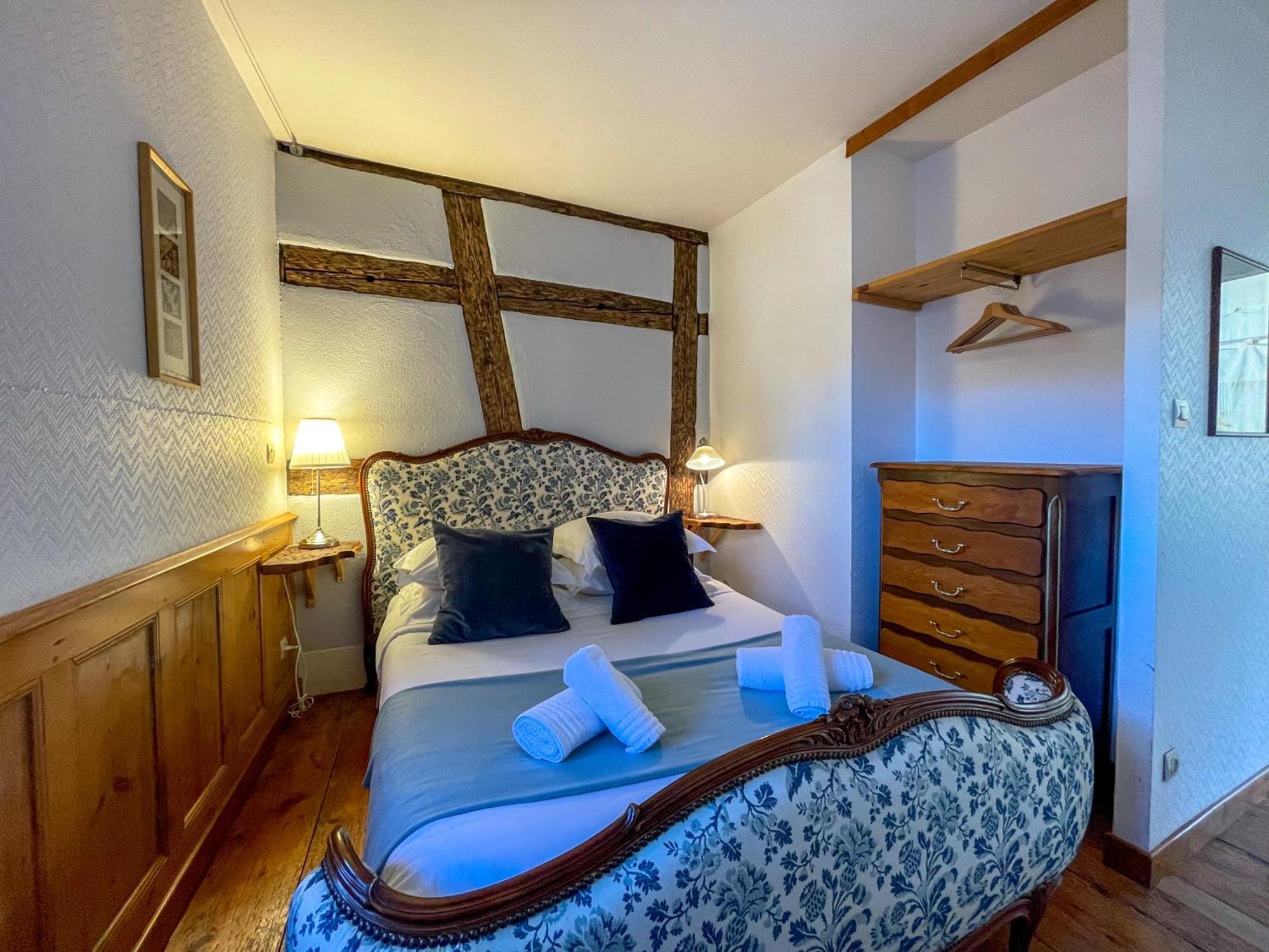 La Maison Bleue - Historic House In The Heart Of Riquewihr Kültér fotó