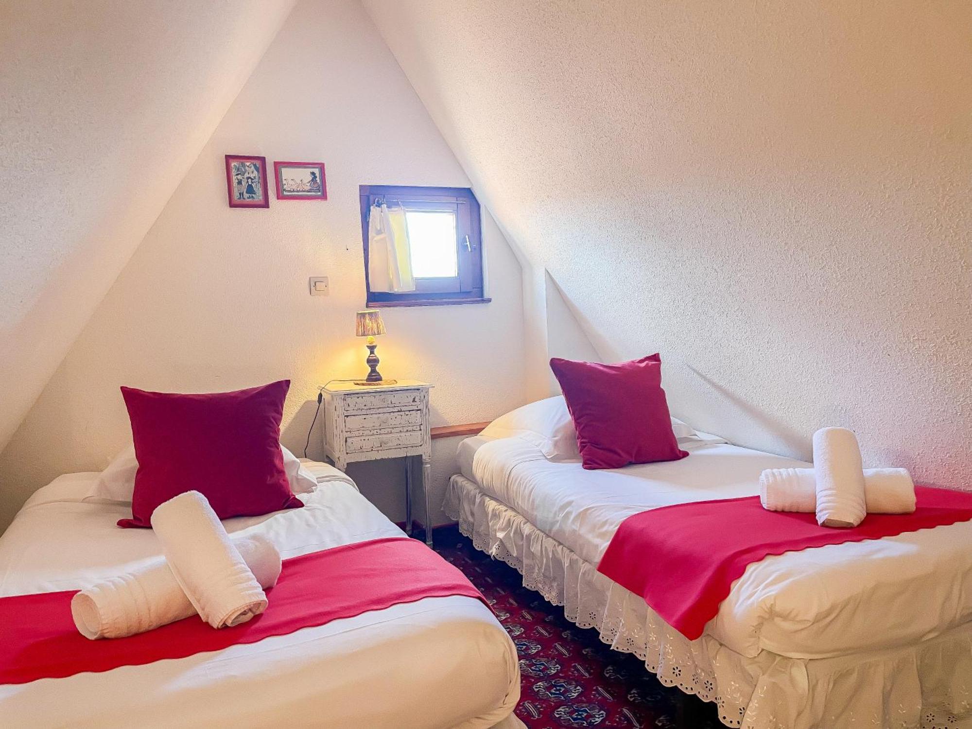 La Maison Bleue - Historic House In The Heart Of Riquewihr Kültér fotó